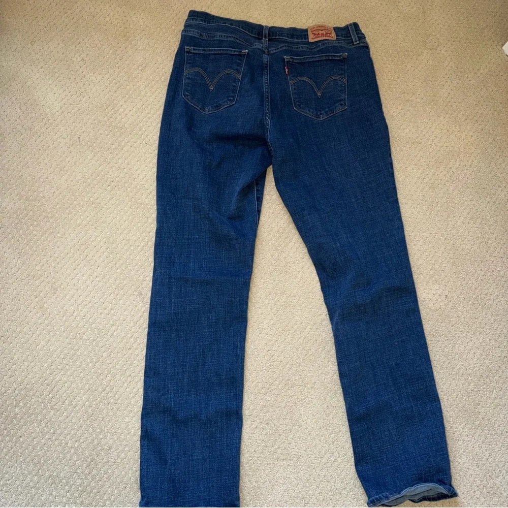 Levi's Women's Dark Blue Straight Leg Jeans “Classic Straight Size 12” - Picture 5 of 6